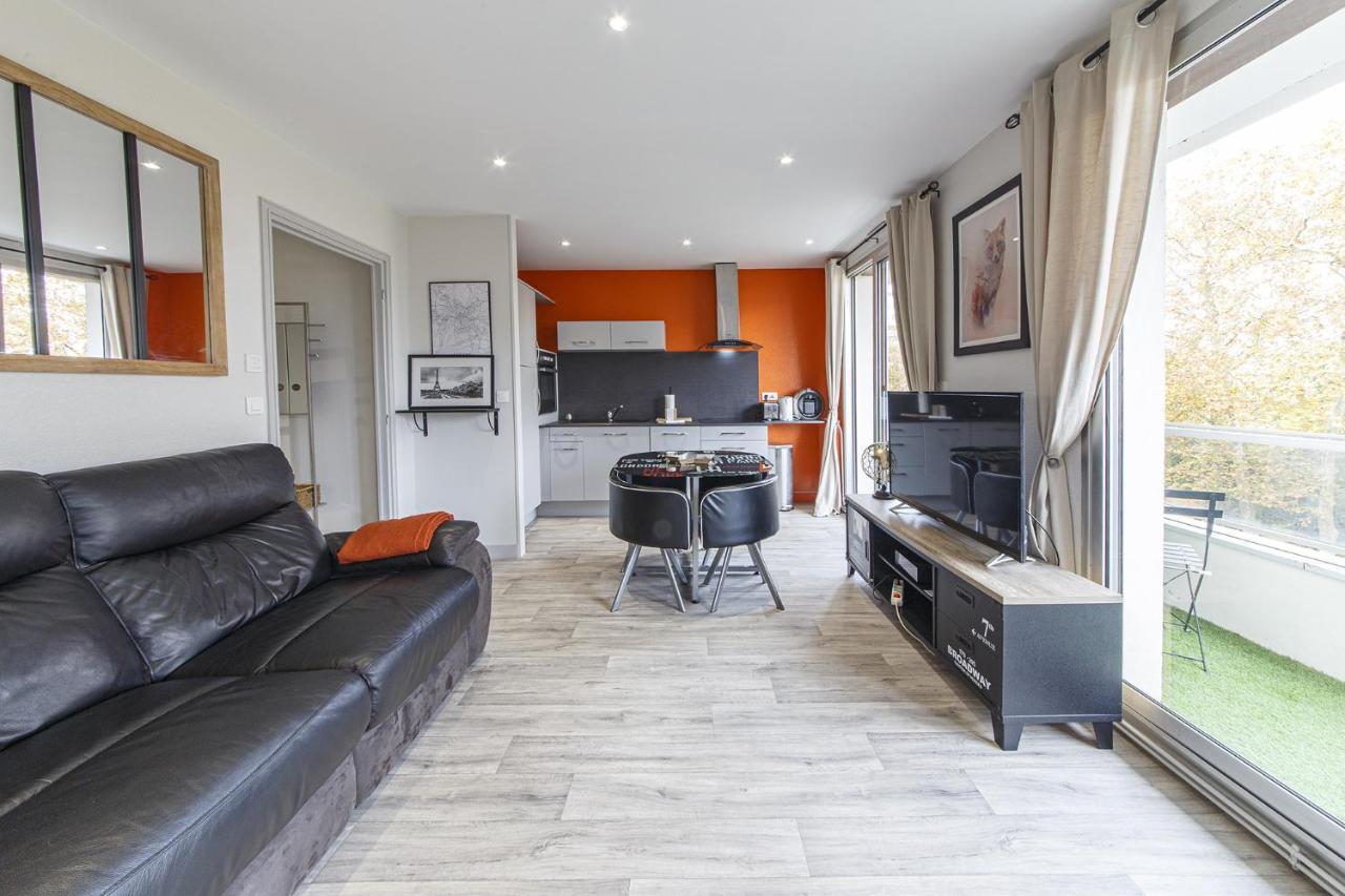 Chic Appartement Vue Sur Parc Au Calme Angers Bagian luar foto